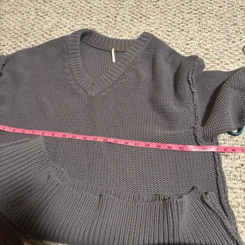 Free People Alli V-neck oversized Sweater Gray- Size XS